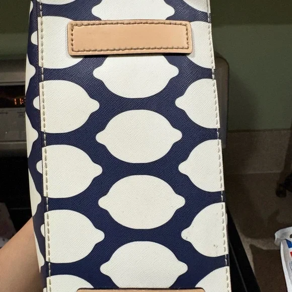 Kate Spade Juno Tote Grainy Vinyl - Picture 2 of 11